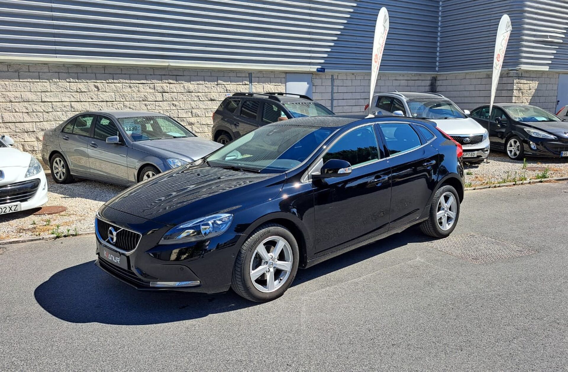 VOLVO V40 2.0 D2 Momentum