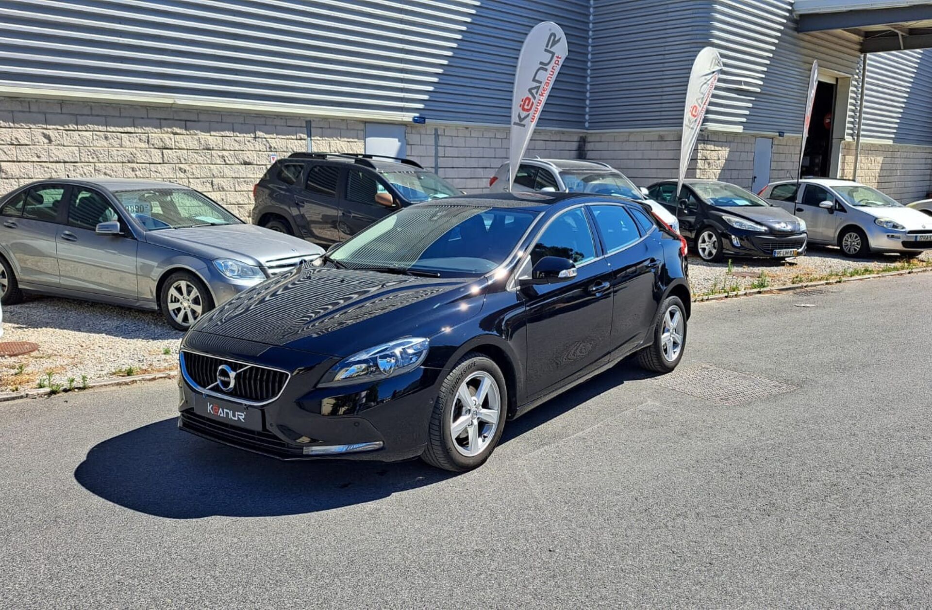 VOLVO V40 2.0 D2 Momentum