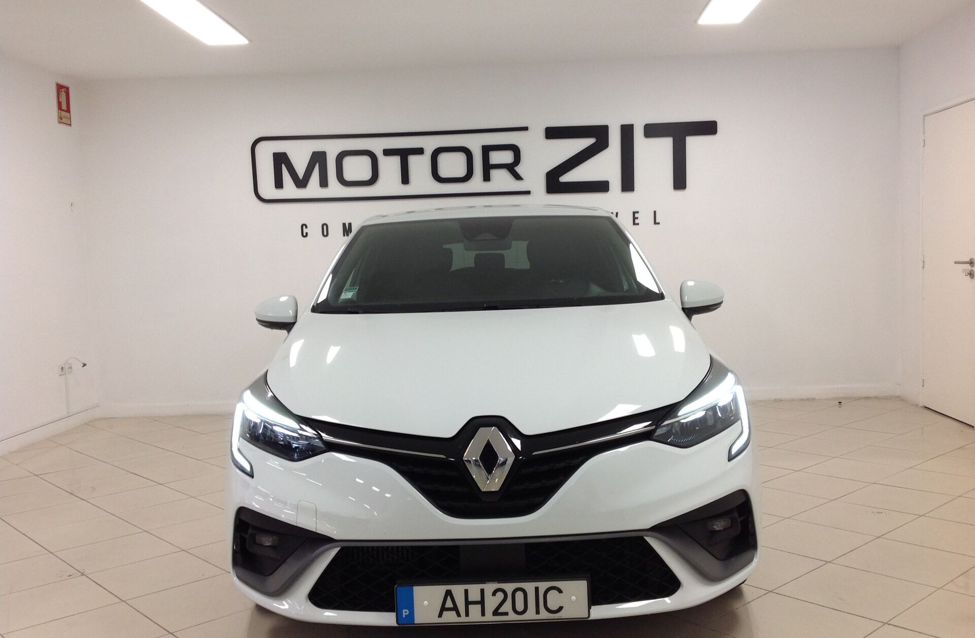 RENAULT Clio 1.0 TCe RS Line