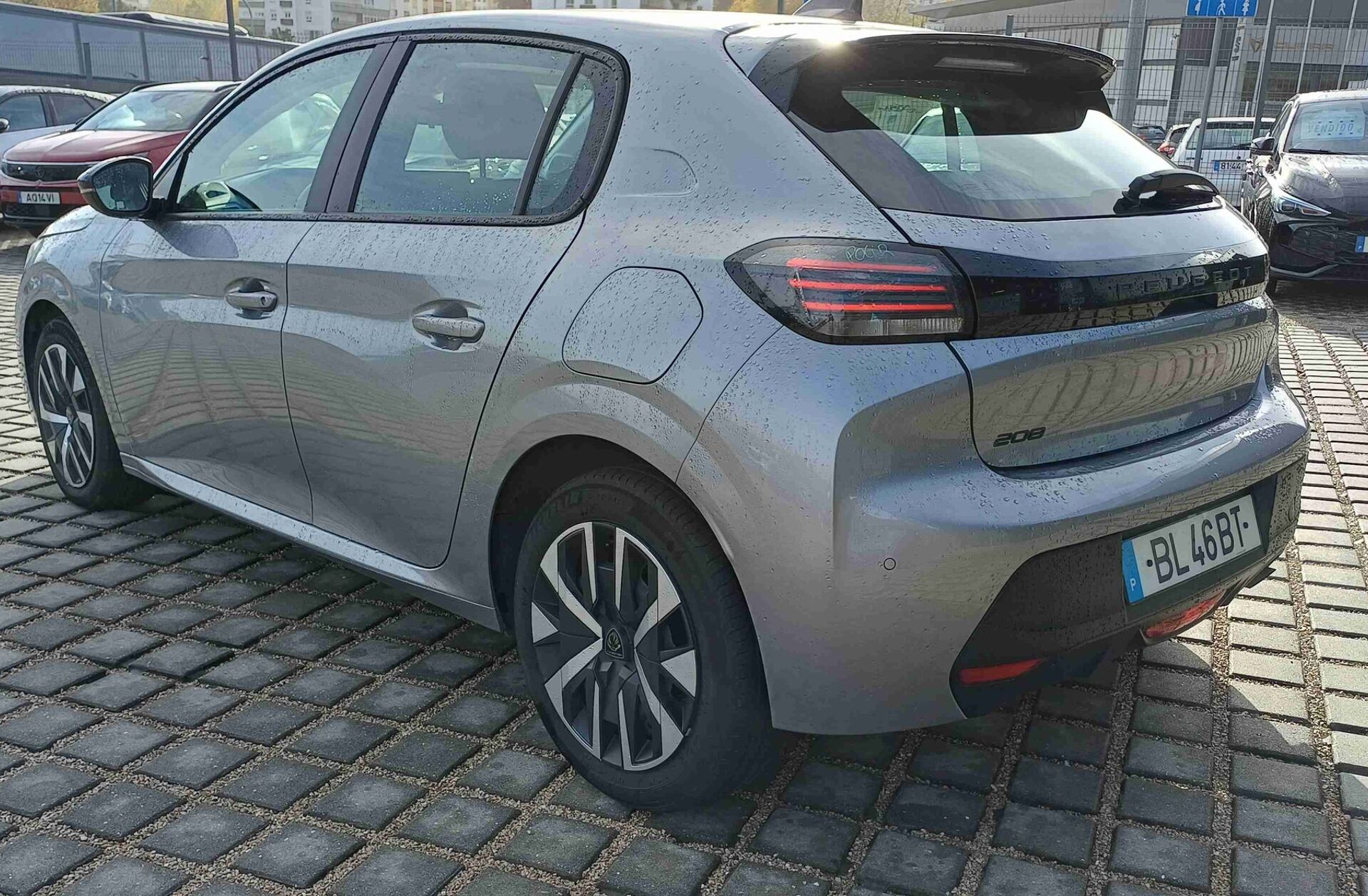 PEUGEOT 208 1.2 PureTech Active