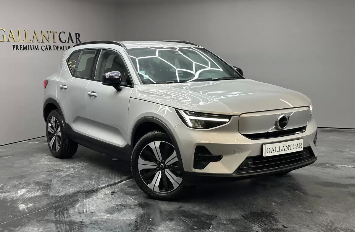 VOLVO XC40 Recharge Core