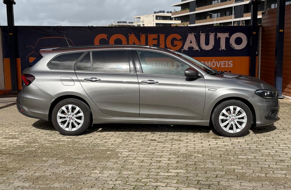 FIAT Tipo 1.3 M-Jet Lounge