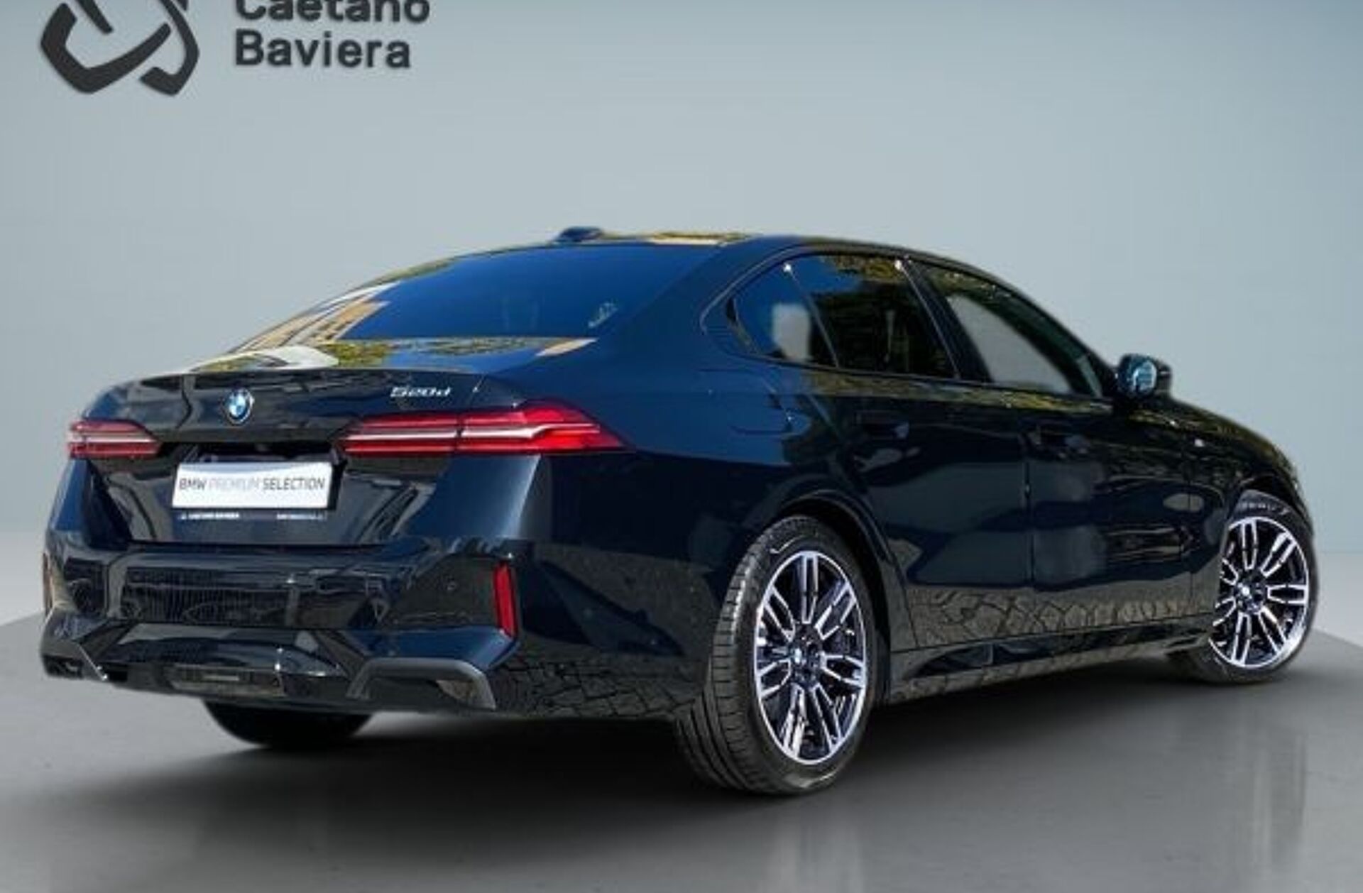BMW Serie-5 520 d Pack Desportivo M Auto