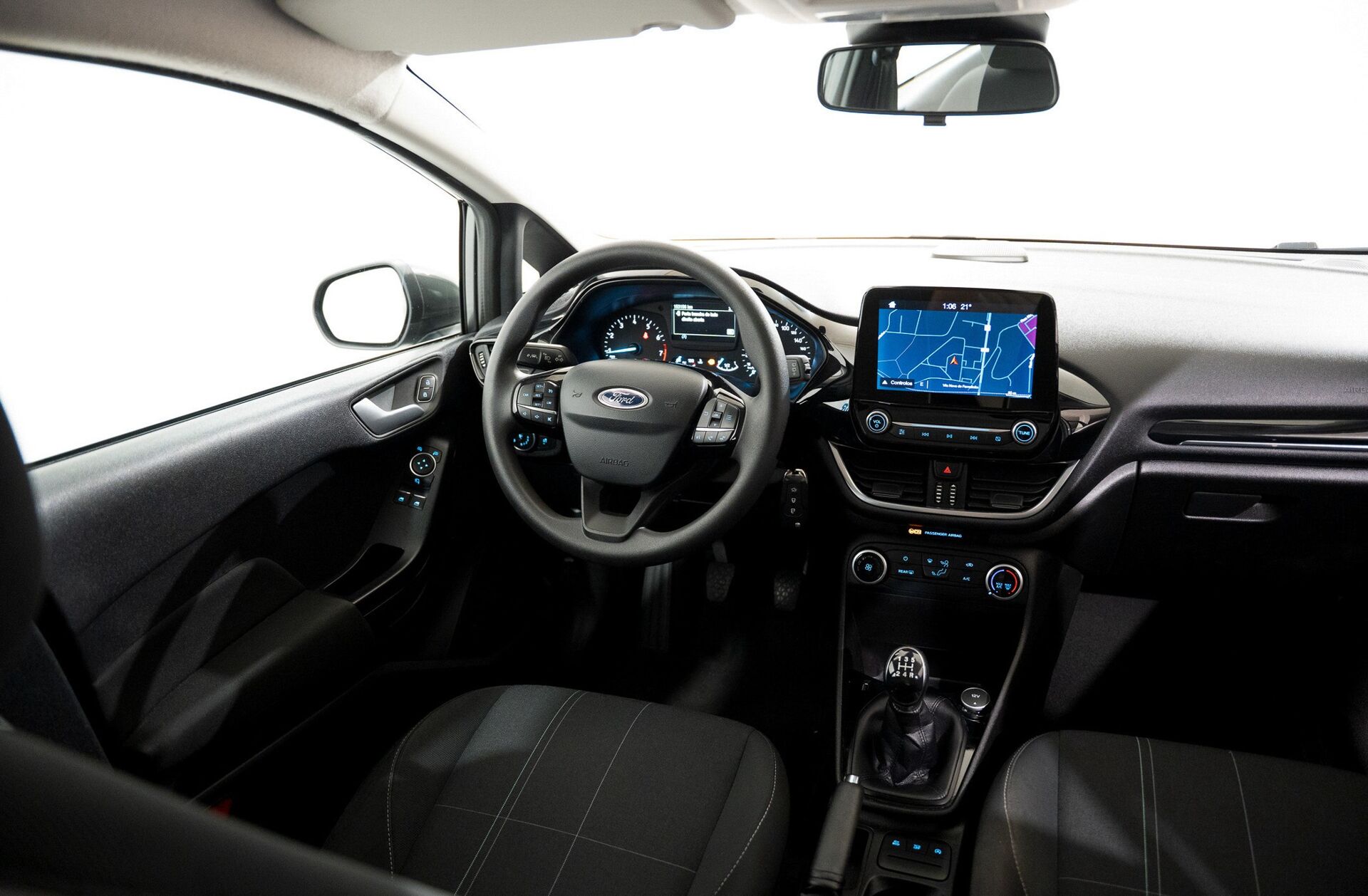 FORD Fiesta 1.1 Ti-VCT Business