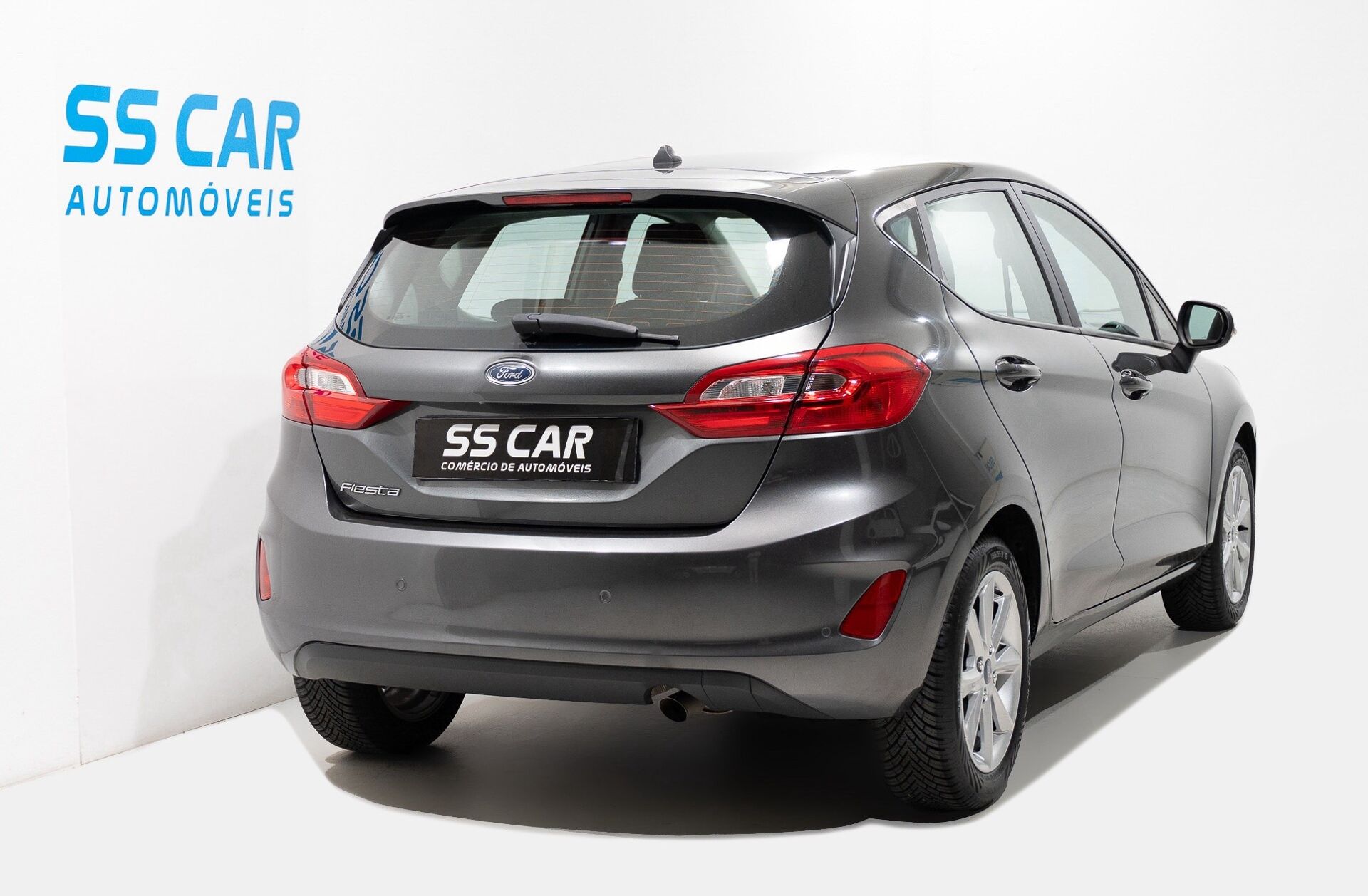 FORD Fiesta 1.1 Ti-VCT Business