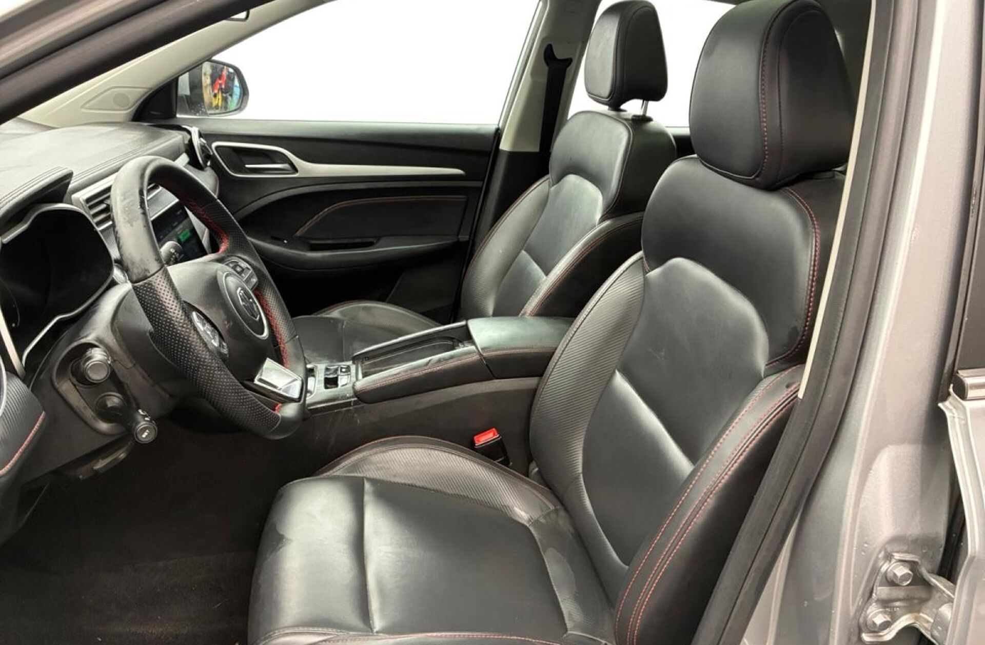 MG ZS 72.6 kWh Luxury