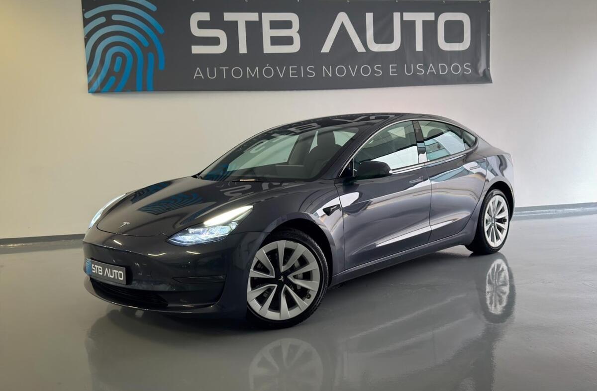 TESLA Model 3 Long Range Tração Integral