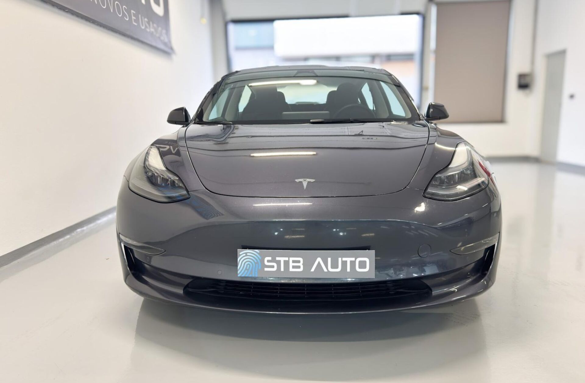 TESLA Model 3 Long Range Tração Integral