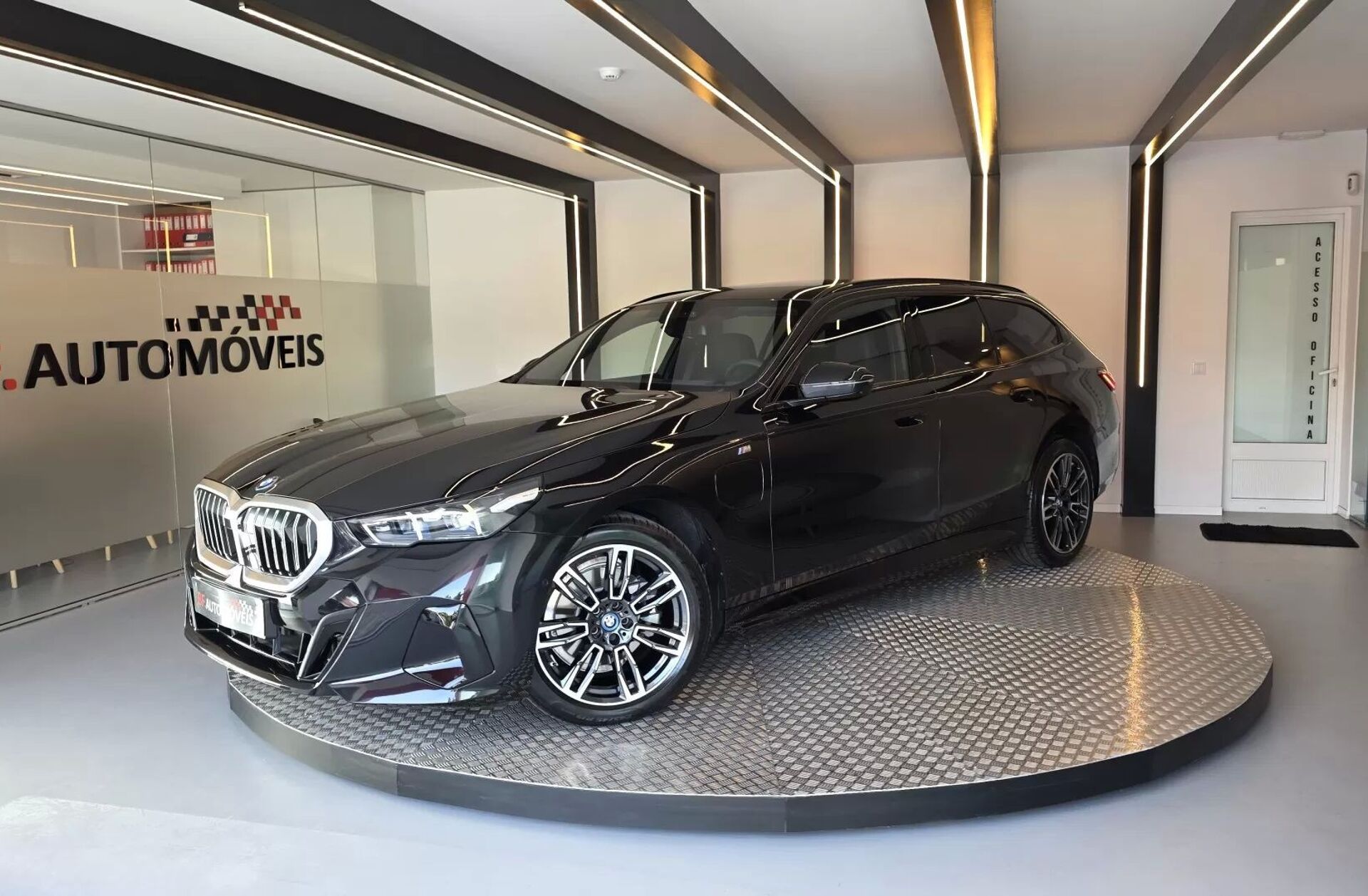 BMW Serie-5 530 e Pack Desportivo M Pro