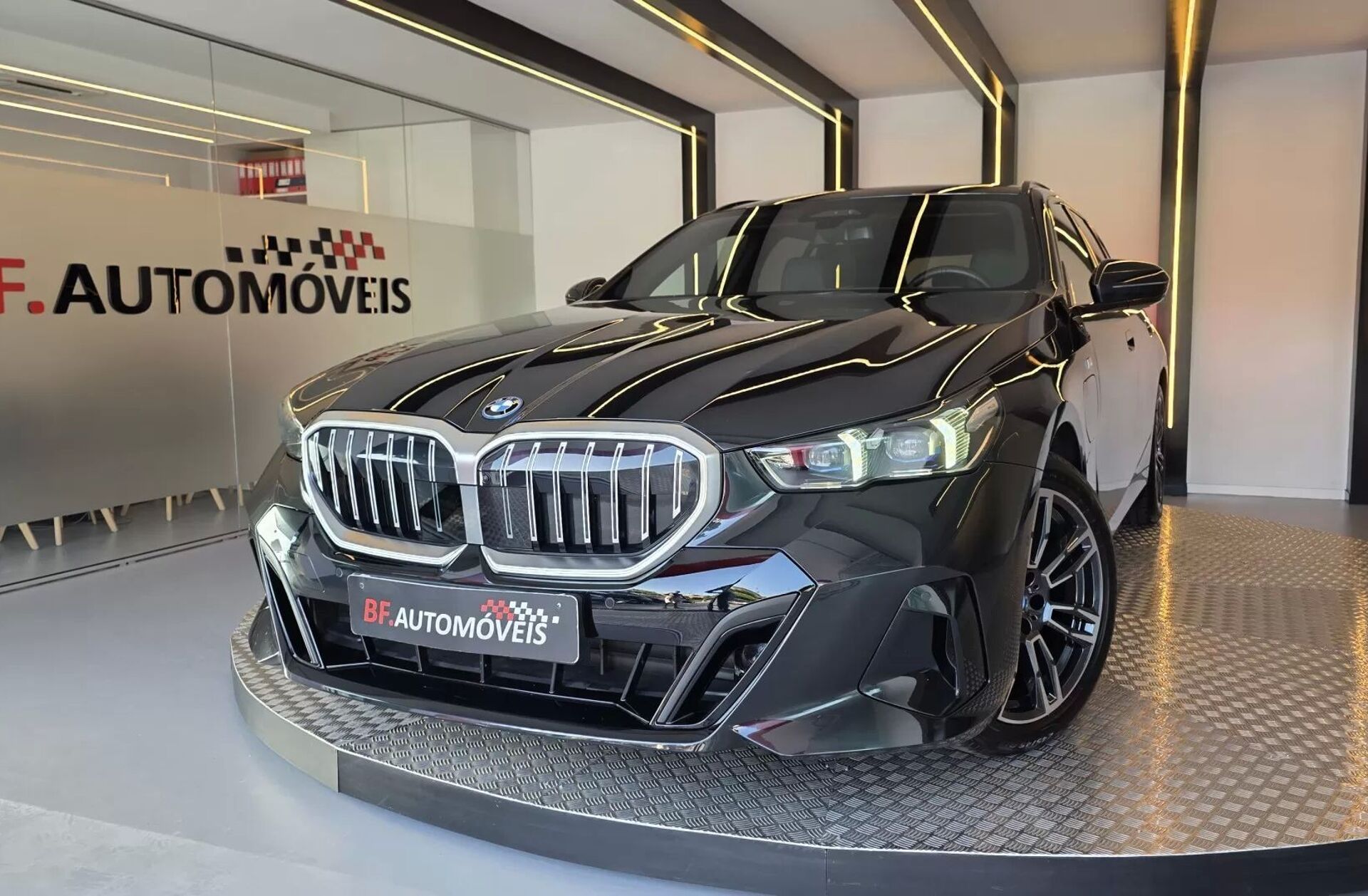 BMW Serie-5 530 e Pack Desportivo M Pro