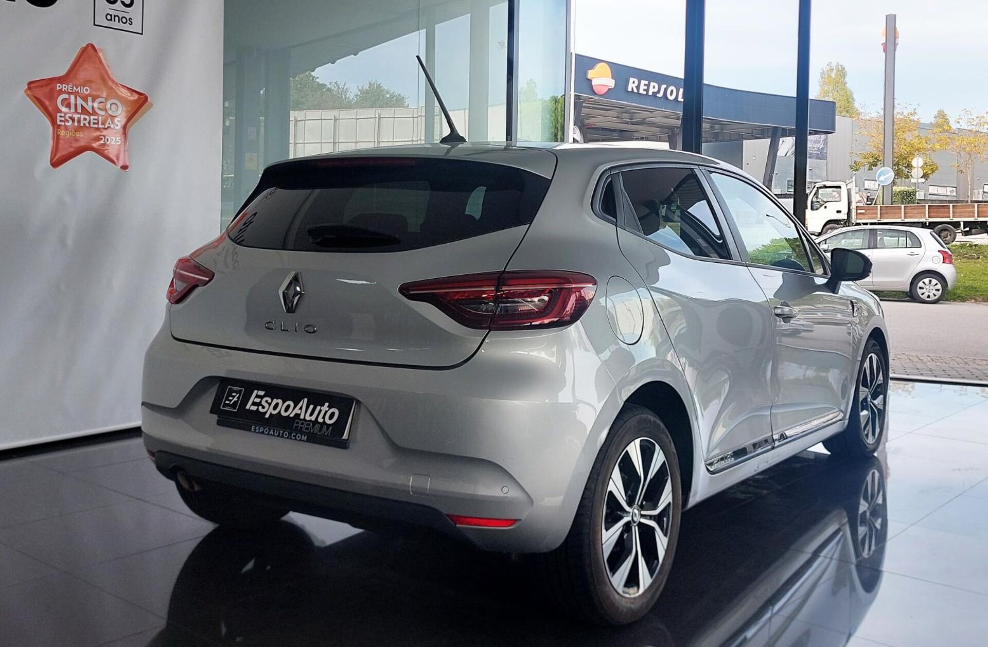 RENAULT Clio 1.0 TCe Limited