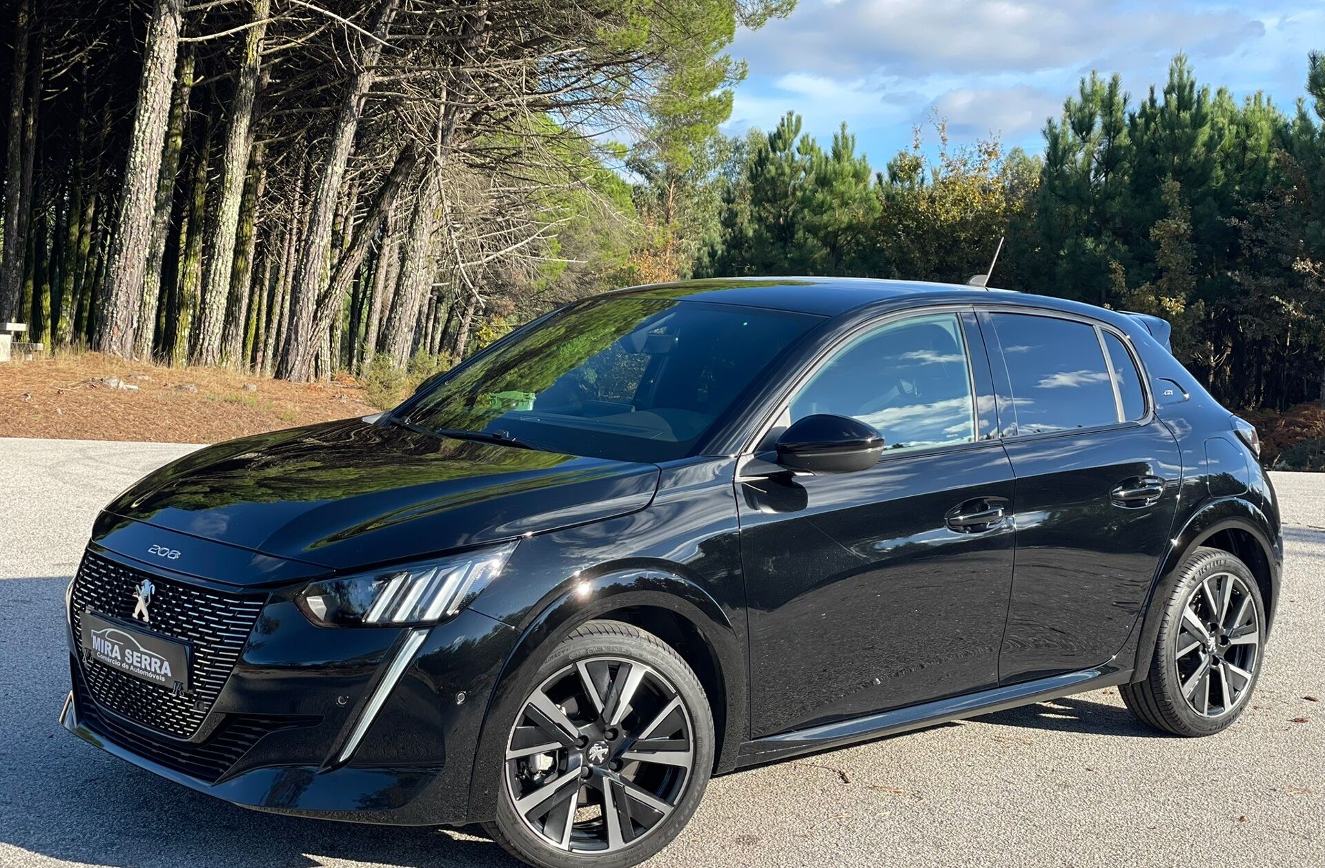 PEUGEOT 208 1.2 PureTech GT EAT8