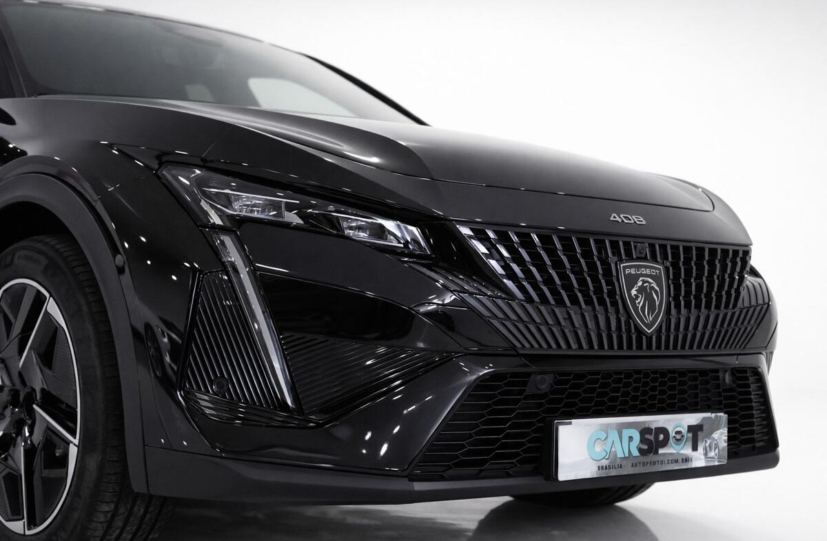 PEUGEOT 408 1.2 Hybrid GT e-DCS6