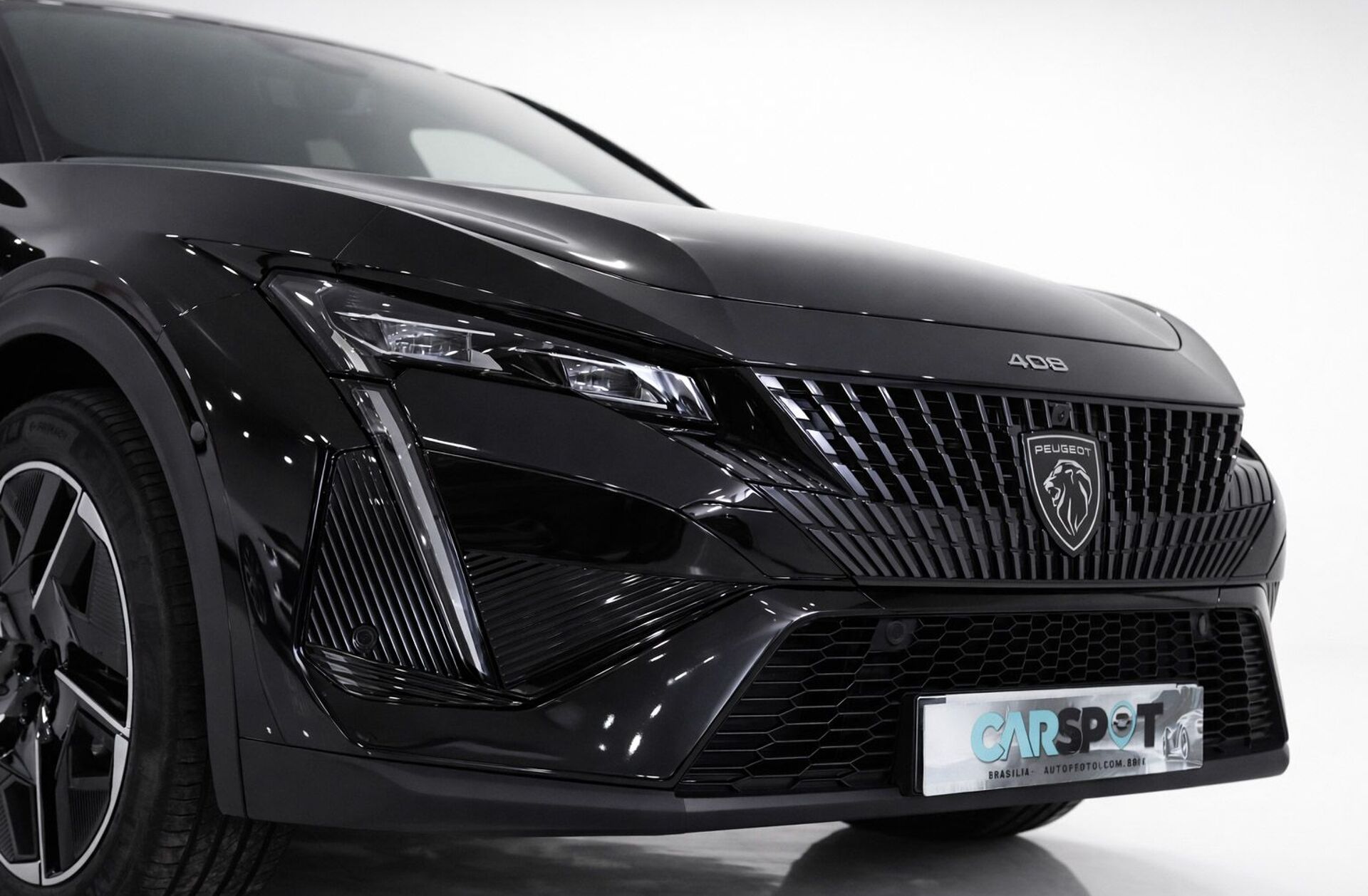 PEUGEOT 408 1.2 Hybrid GT e-DCS6