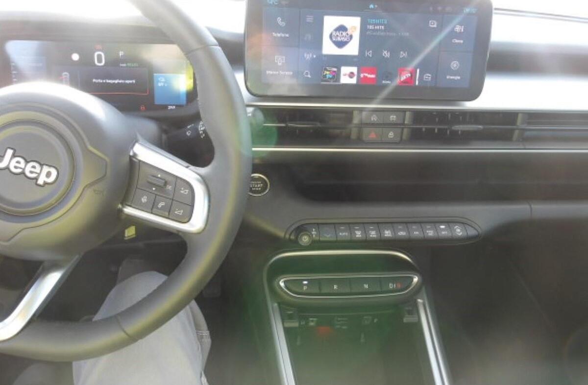 JEEP Avenger 54 kWh Summit