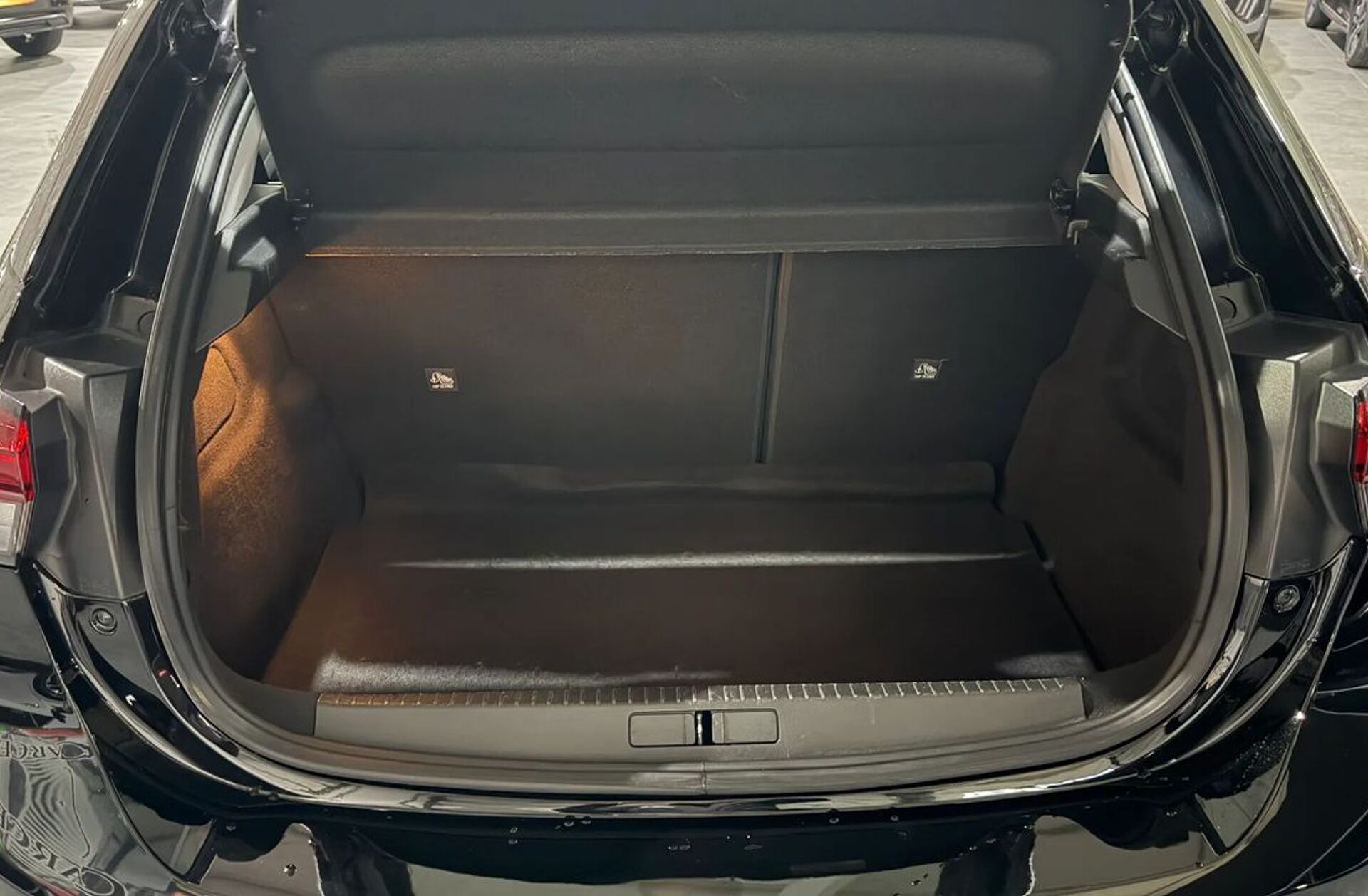 OPEL Corsa 1.2 T Edition Aut.