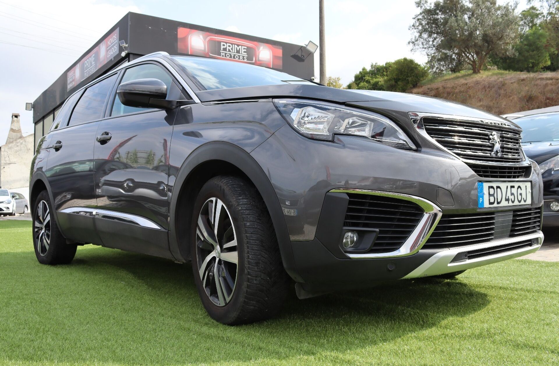PEUGEOT 5008 1.2 PureTech Allure EAT6