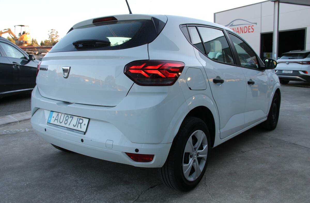 DACIA Sandero 1.0 SCe Essential