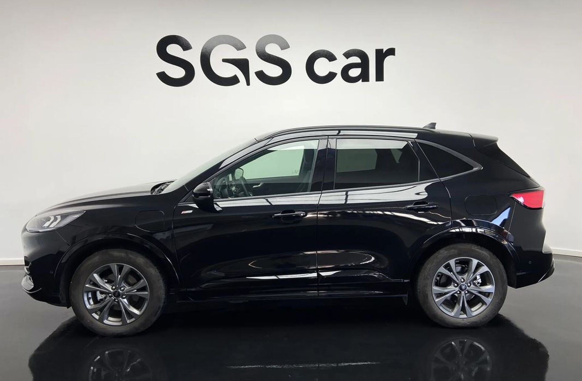 FORD Kuga 2.5 PHEV ST-Line X