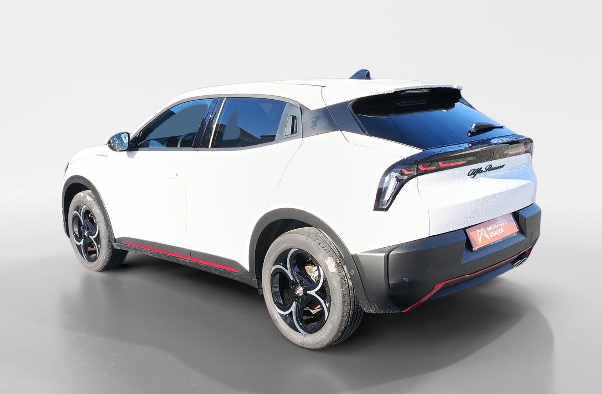 ALFA ROMEO Junior 1.2 Speciale eDCT6