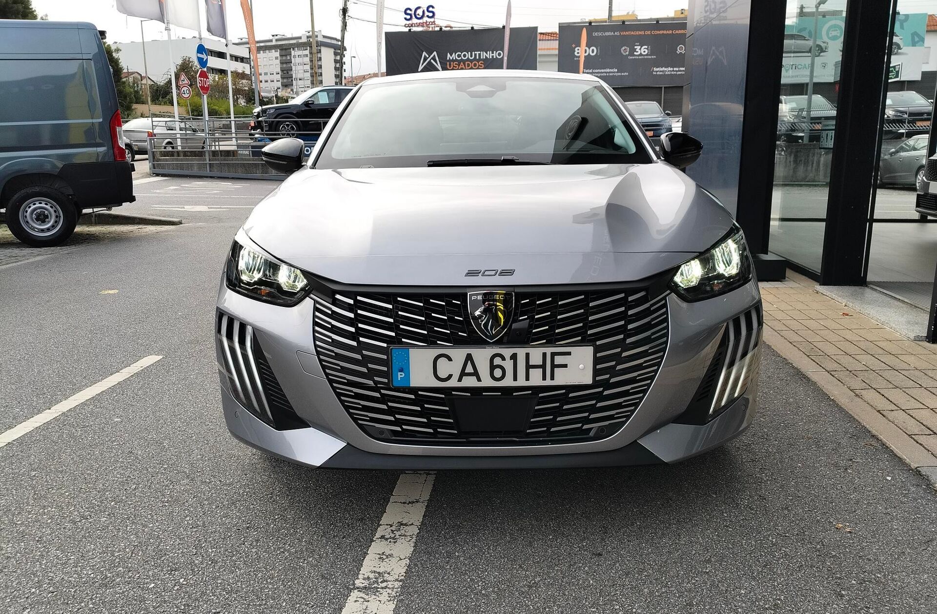 PEUGEOT 208 1.2 Hybrid Allure e-DCS6