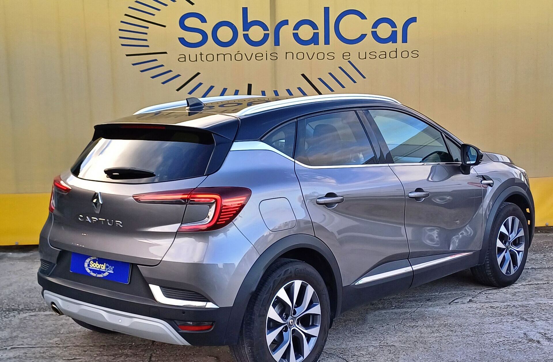 RENAULT Captur 1.0 TCe Exclusive