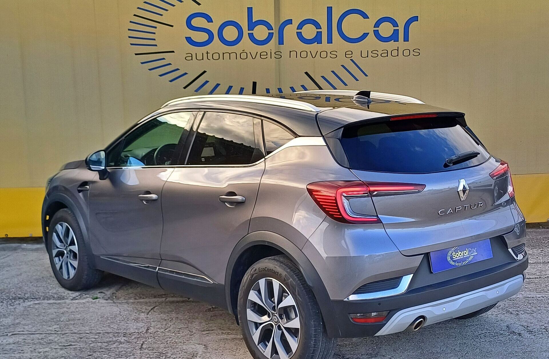 RENAULT Captur 1.0 TCe Exclusive