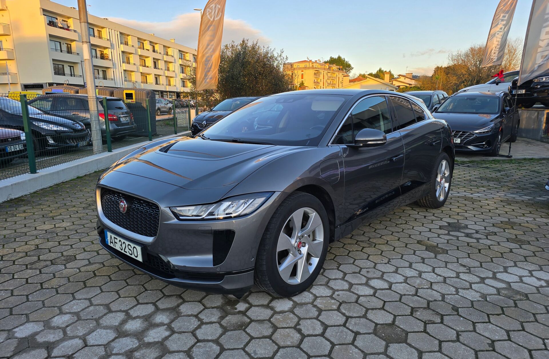 JAGUAR I-Pace SE AWD Aut.