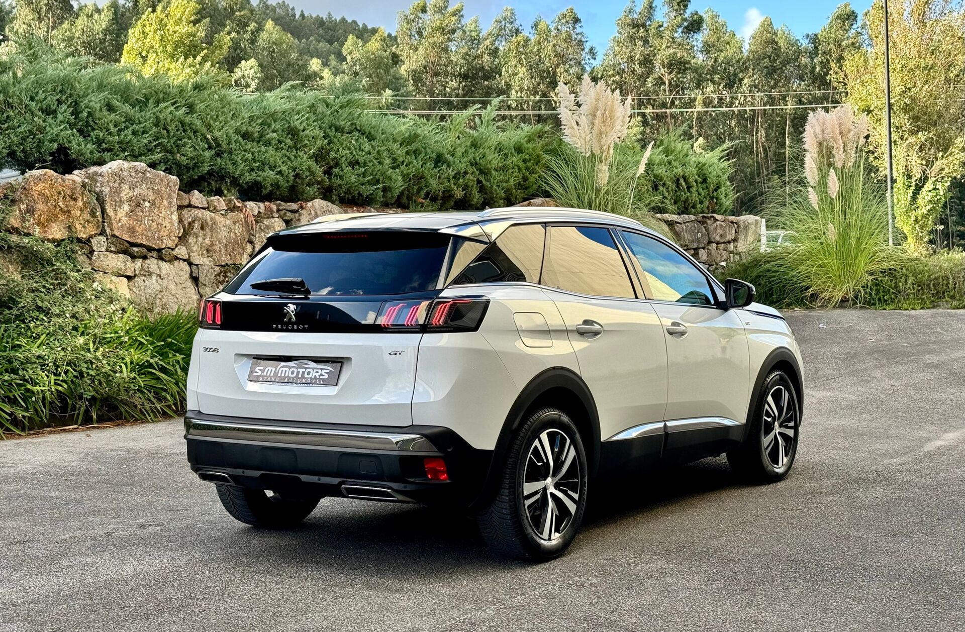 PEUGEOT 3008 1.5 BlueHDi GT EAT8