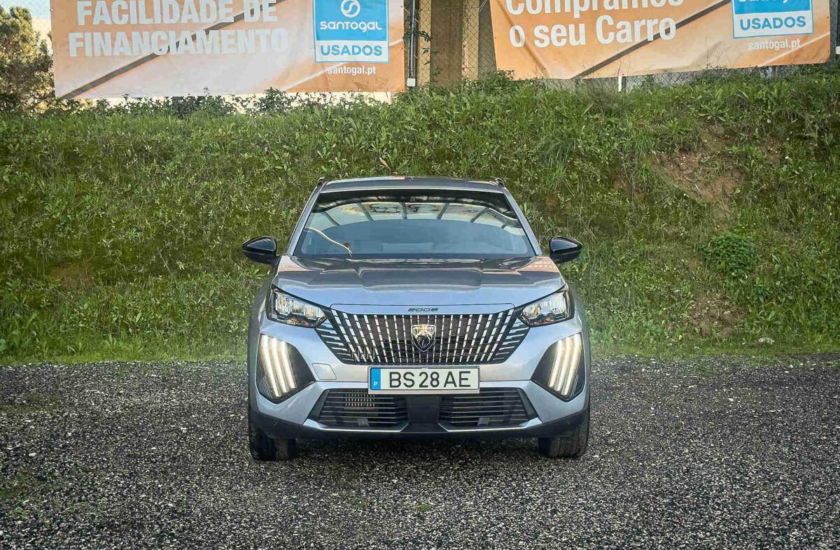 PEUGEOT 2008 1.2 Hybrid Allure e-DCS6