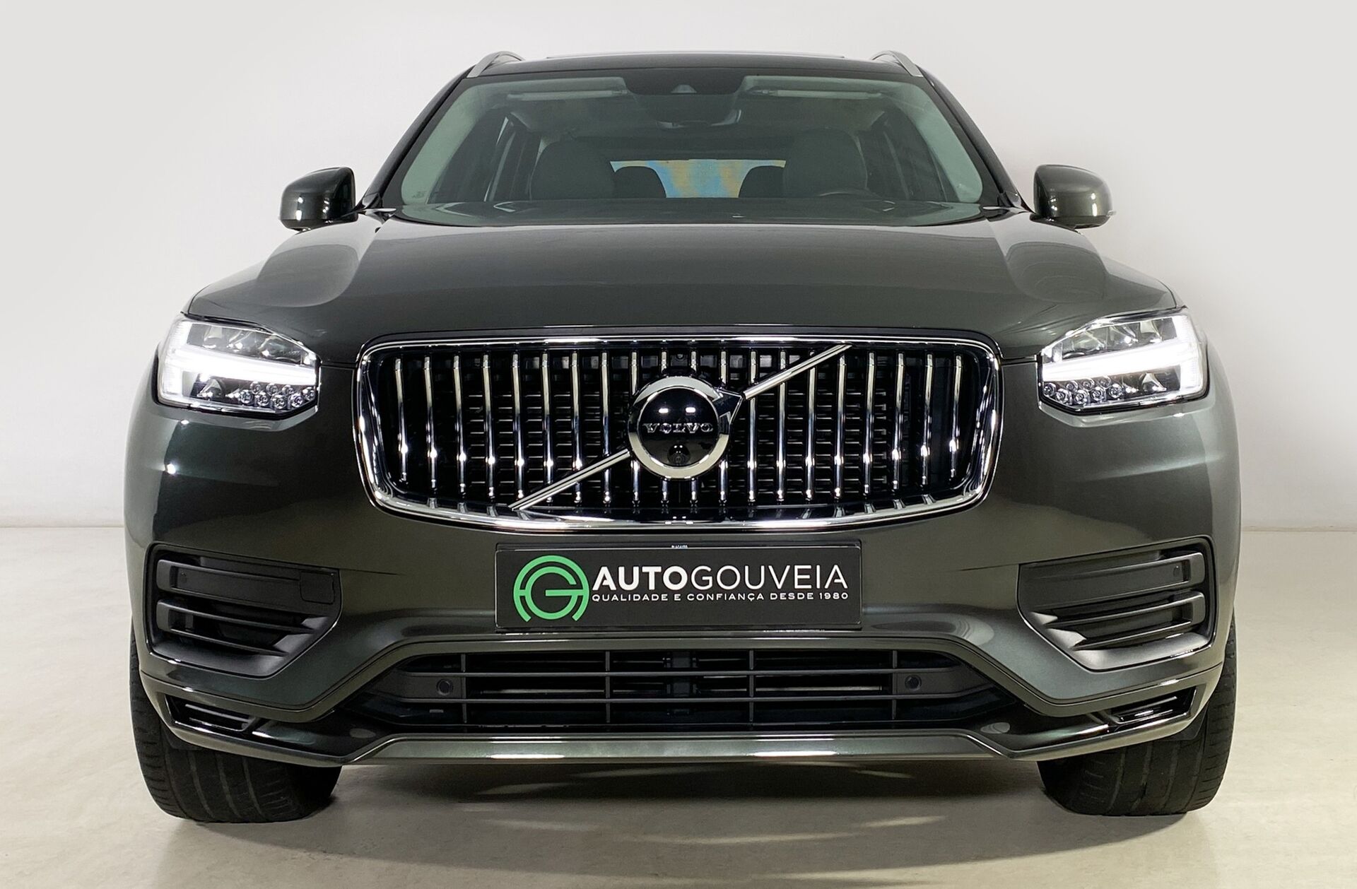 VOLVO XC90 2.0 T8 PHEV Momentum AWD