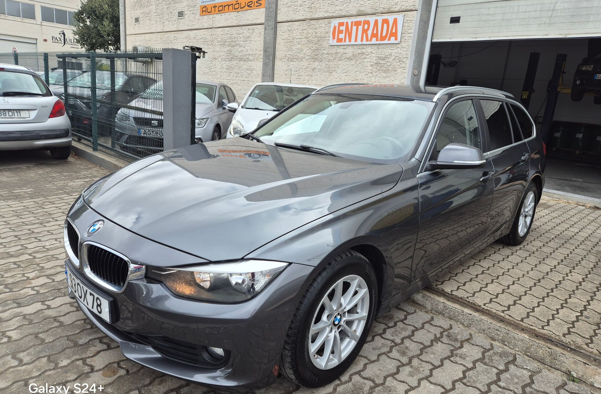 BMW Serie-3 318 d Touring Auto Exclusive