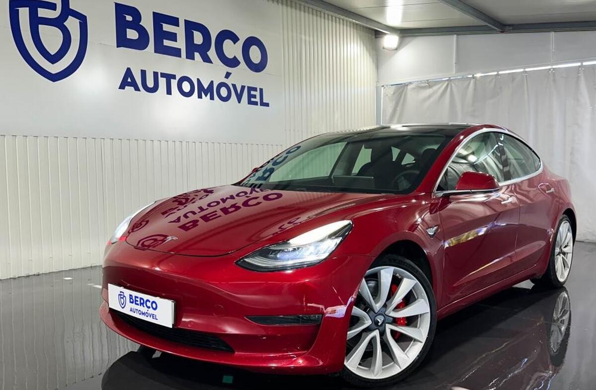TESLA Model 3 Performance Dual Motor AWD