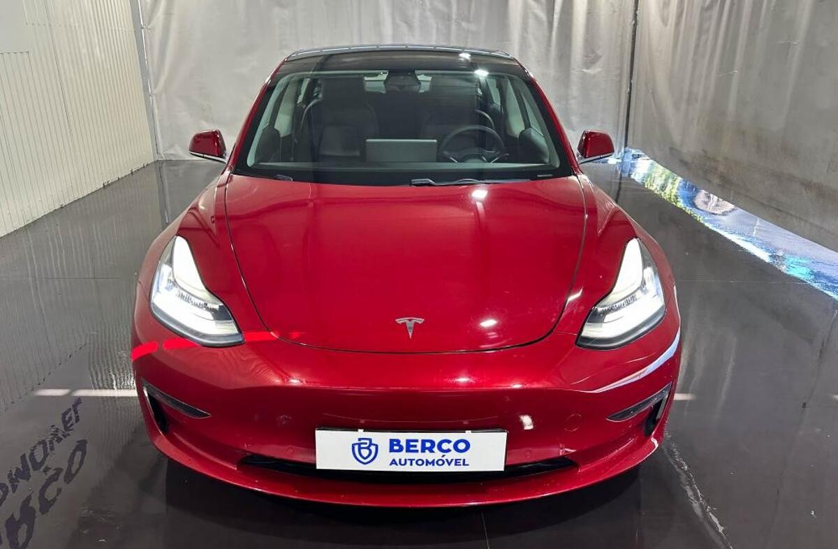 TESLA Model 3 Performance Dual Motor AWD