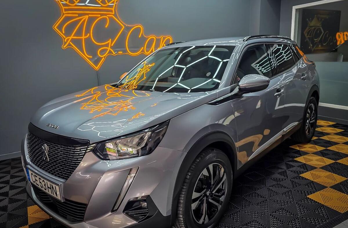 PEUGEOT 2008 1.2 PureTech Allure EAT8