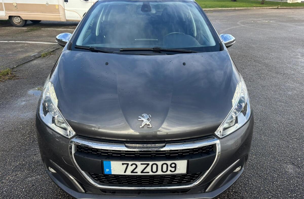 PEUGEOT 208 1.5 BlueHDi Like