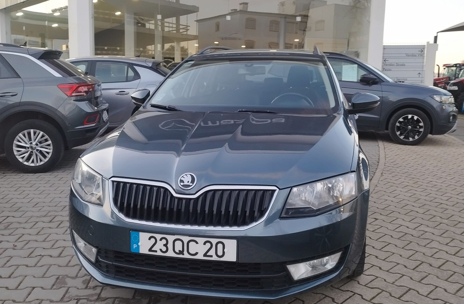 SKODA Octavia 1.6 TDi Ambition DSG