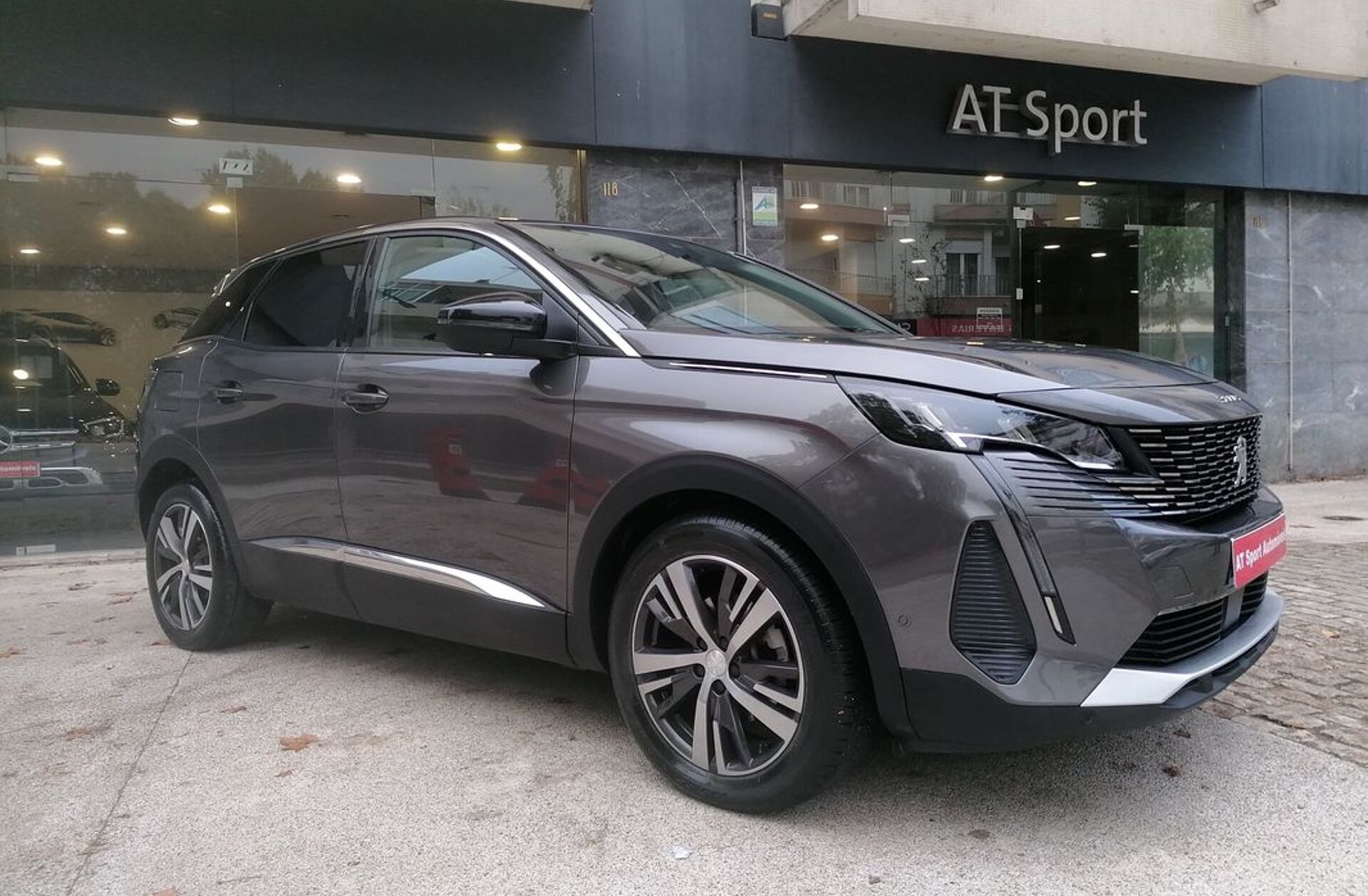 PEUGEOT 3008 1.5 BlueHDi Allure Pack