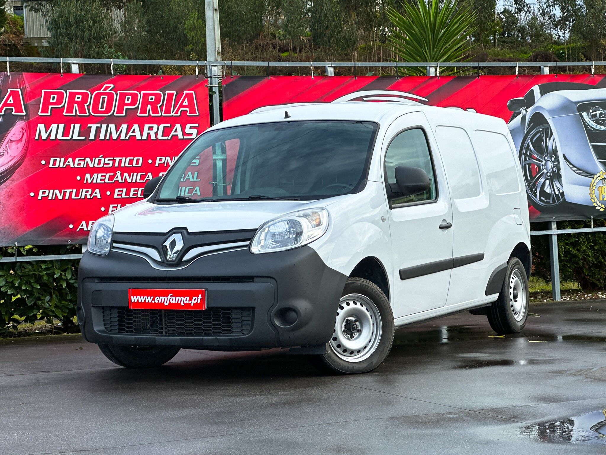 Renault Kangoo 1.5 dCi Confort S/S com 97 615 km por 11 950 € Stand 1 | Aveiro