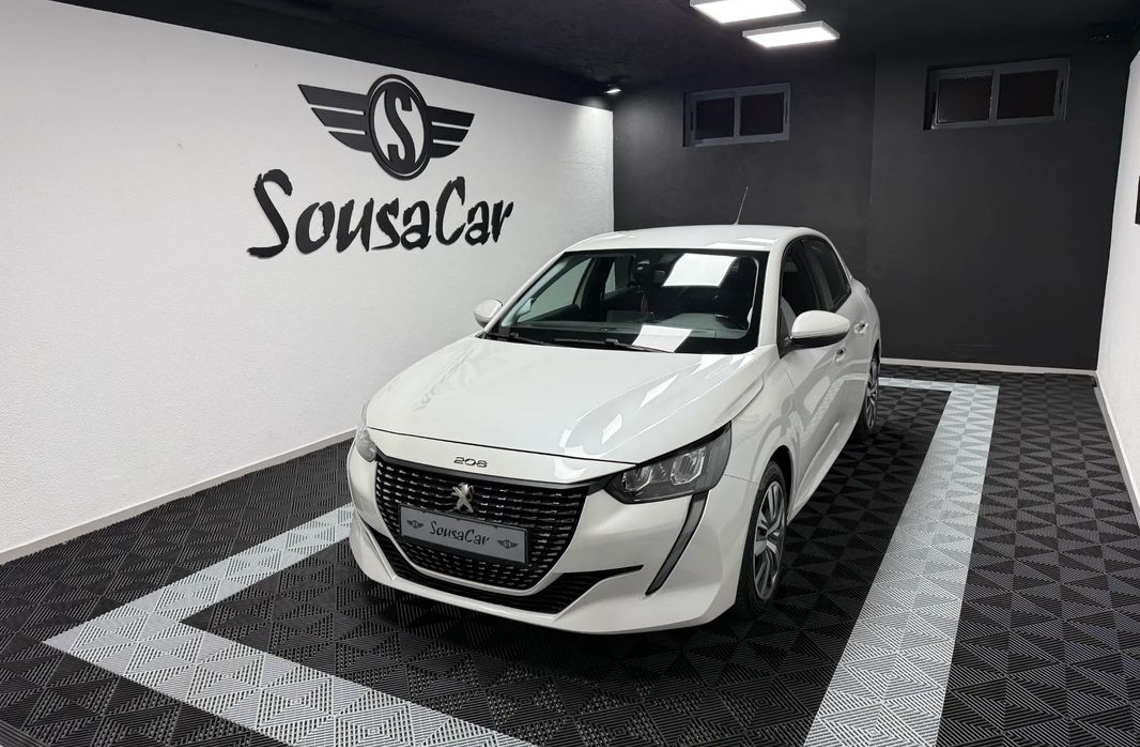 PEUGEOT 208 1.2 PureTech Active