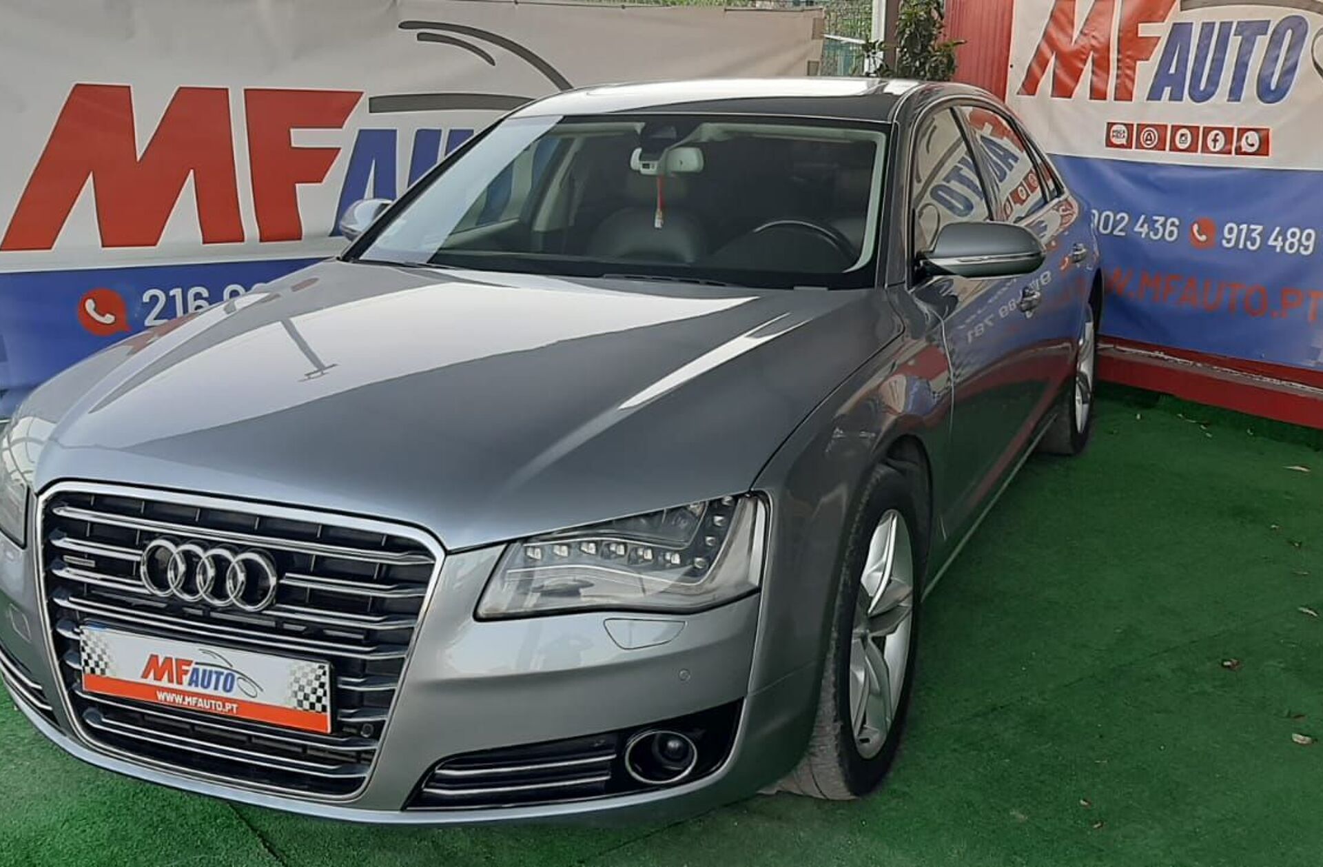 AUDI A8 3.0 TDi V6 quattro Exclusive