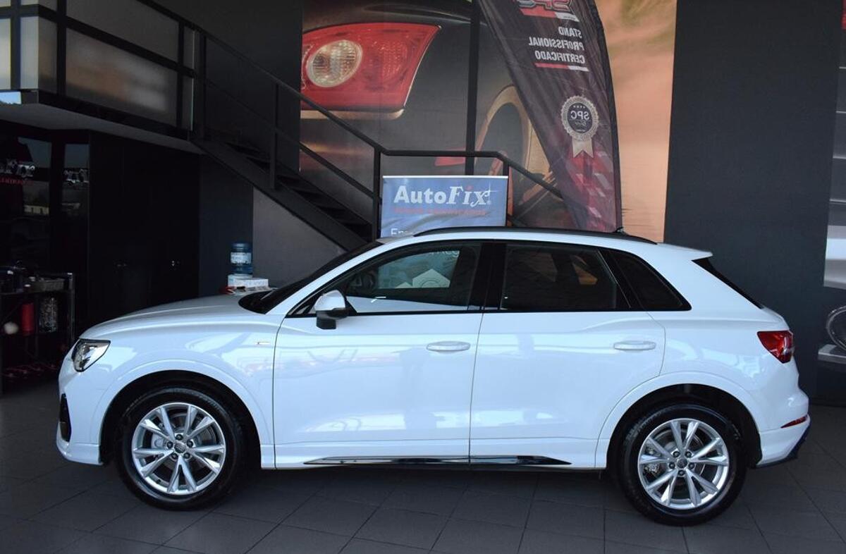 AUDI Q3 35 TDI S line S tronic