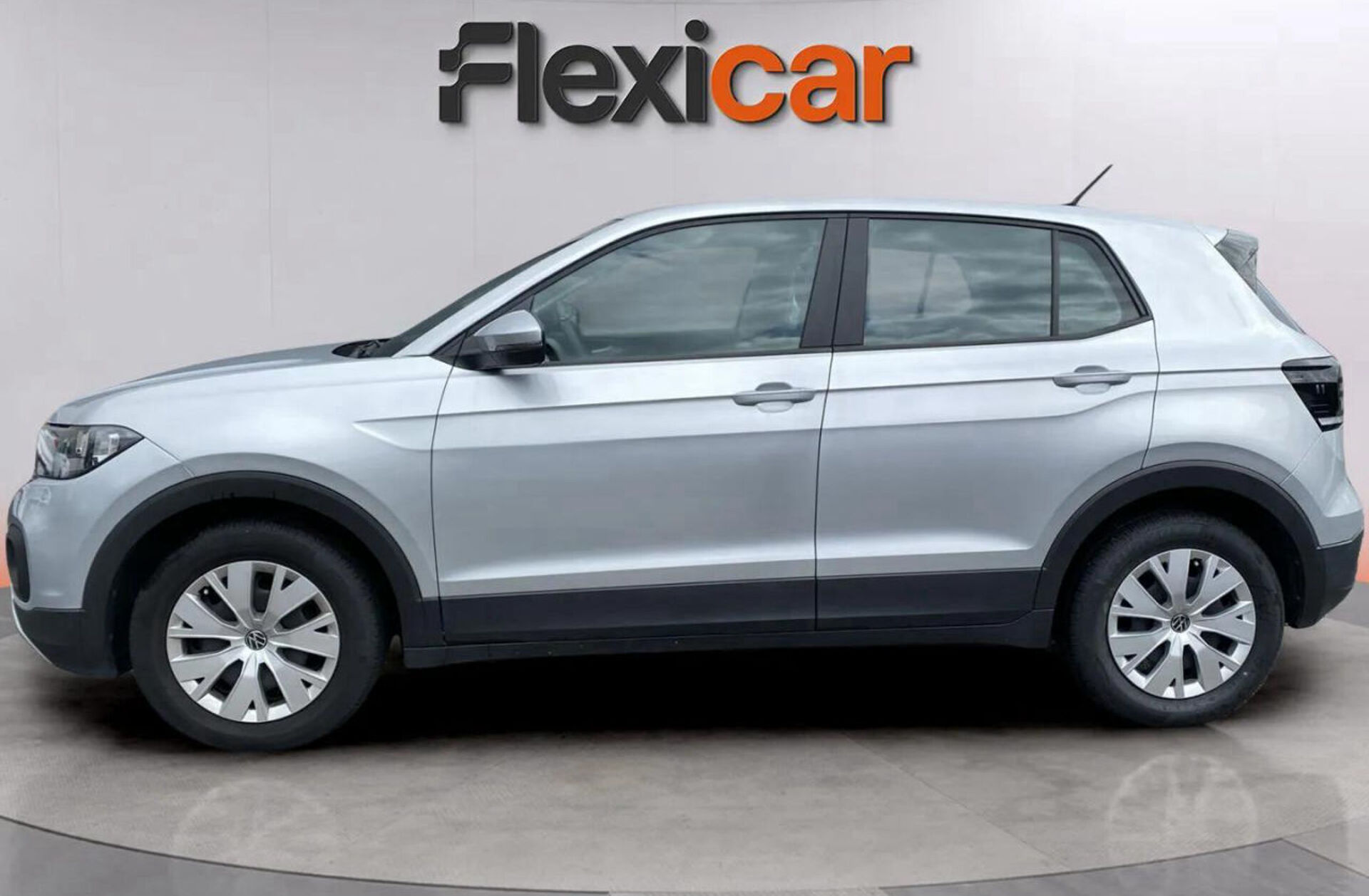 VOLKSWAGEN T-Cross 1.0 TSI Conceptline