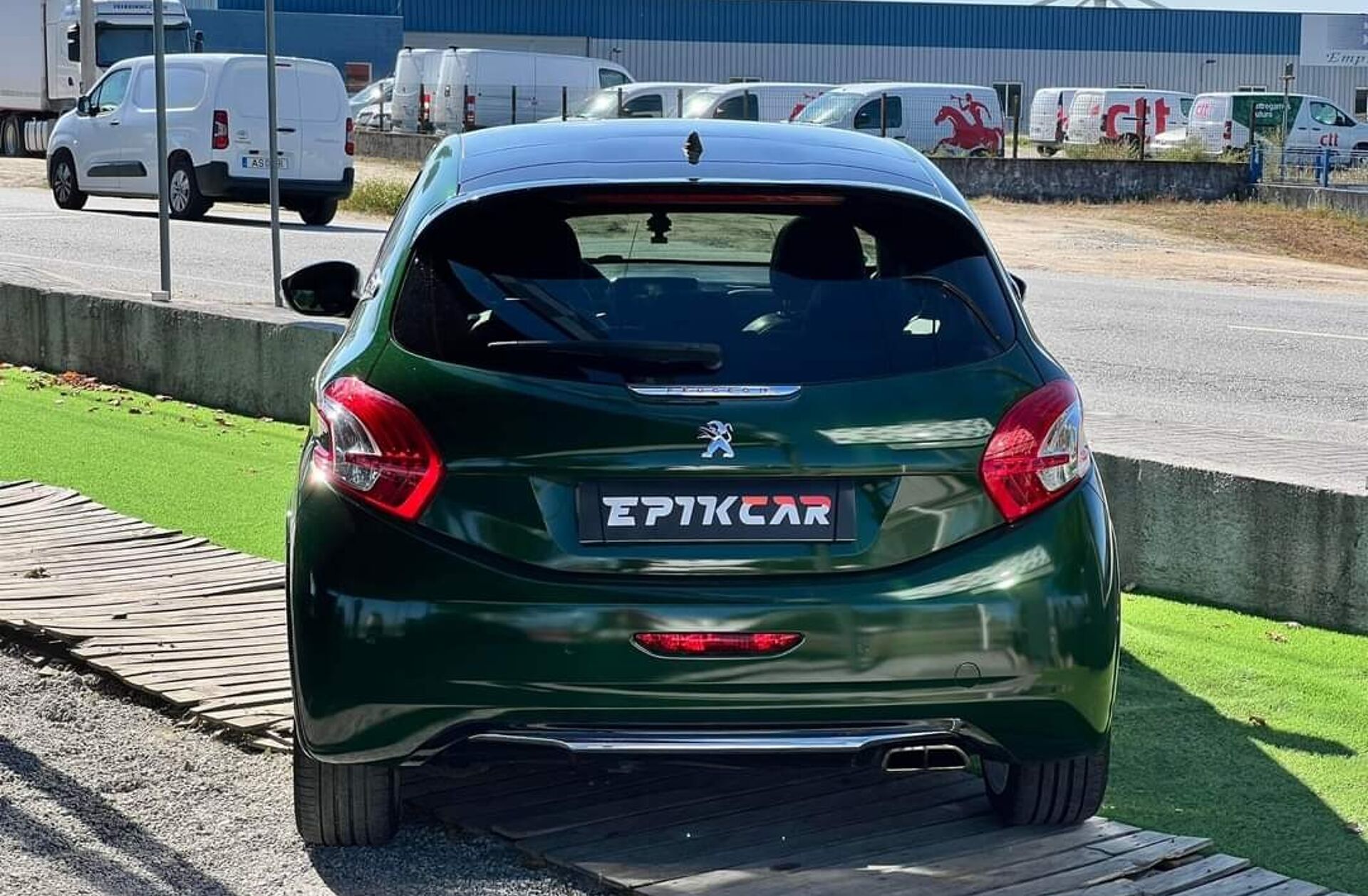 PEUGEOT 208 1.6 THP GTi