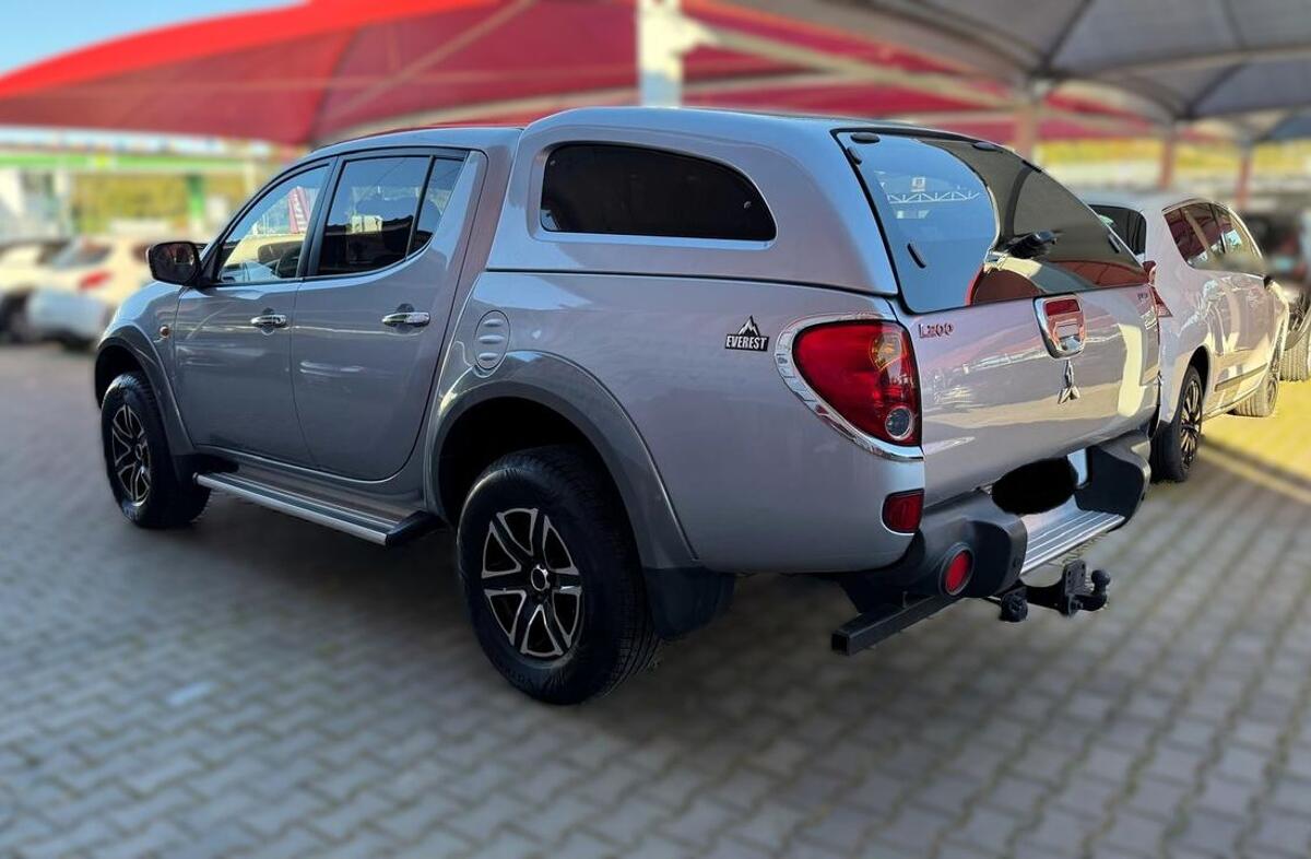 MITSUBISHI L 200 2.5 DI-D CD Intense MASC A
