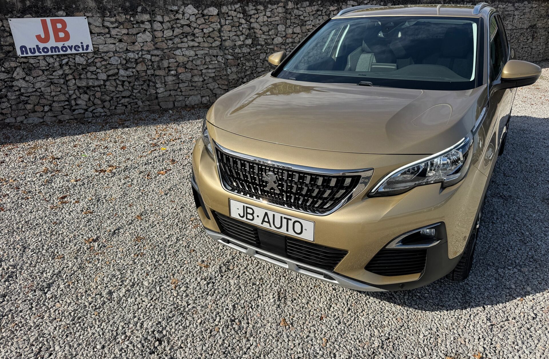 PEUGEOT 3008 1.2 PureTech Allure