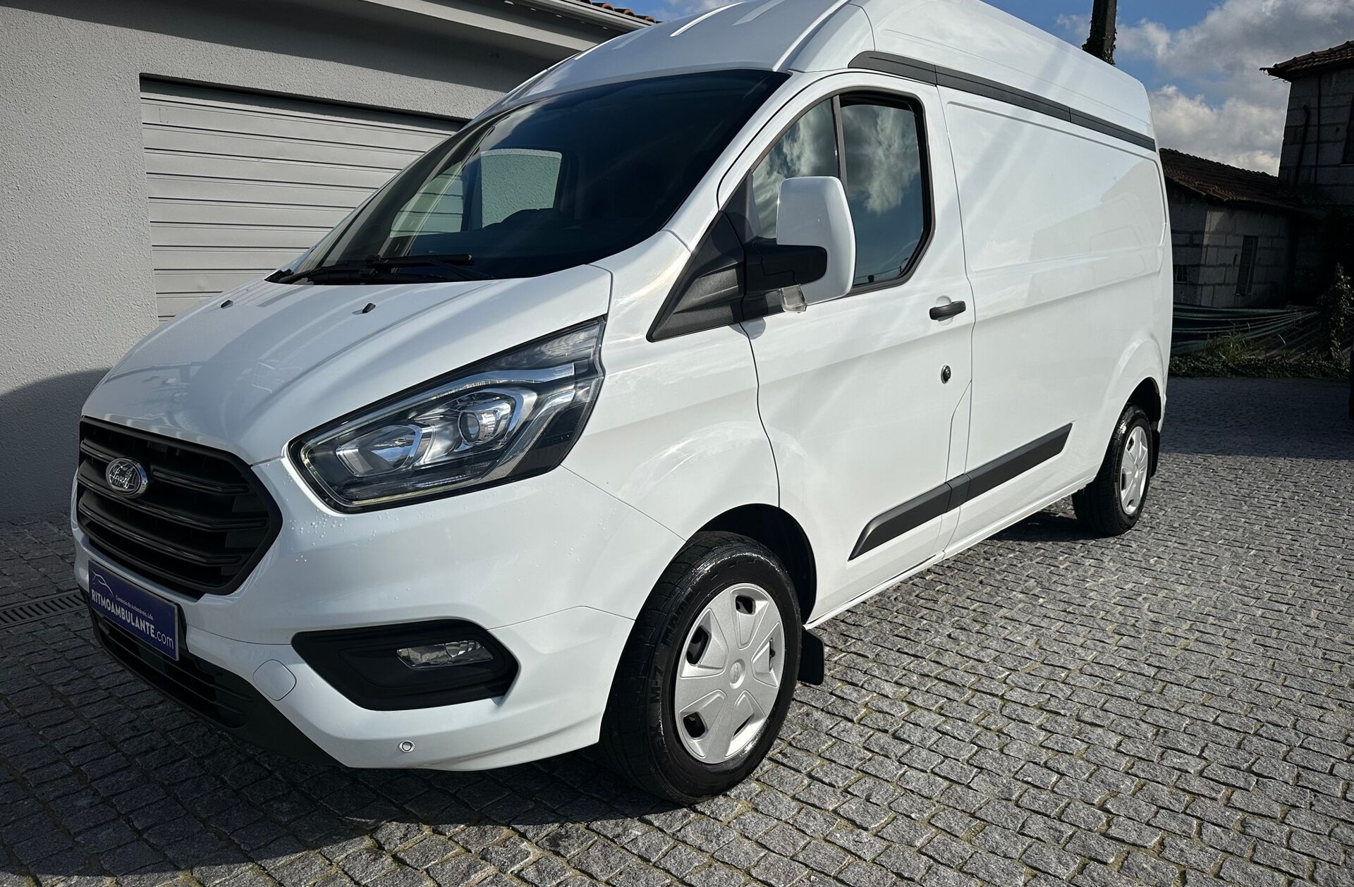FORD Transit 320L2 2.0 H1-T.B.Trend