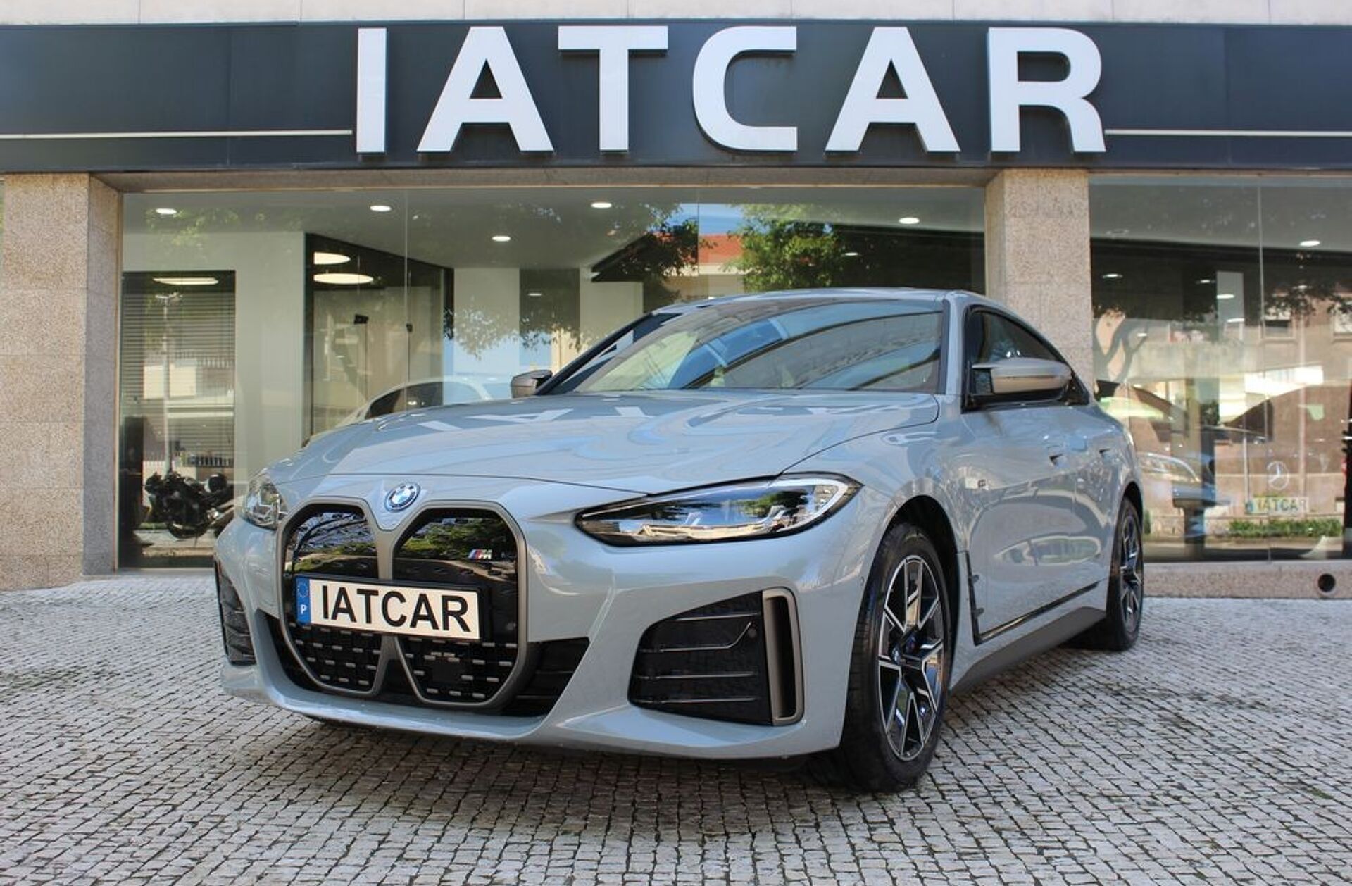 BMW i4 M50