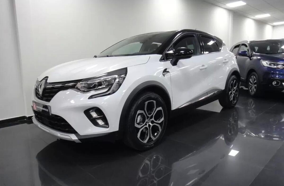 RENAULT Captur 1.0 TCe Exclusive