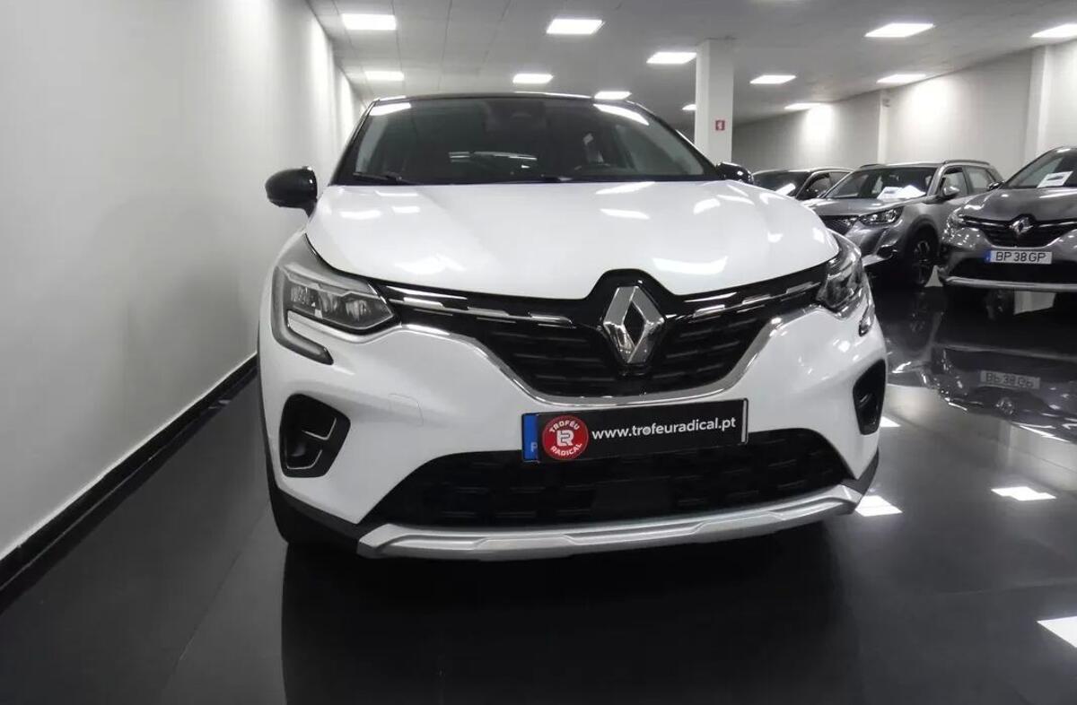 RENAULT Captur 1.0 TCe Exclusive